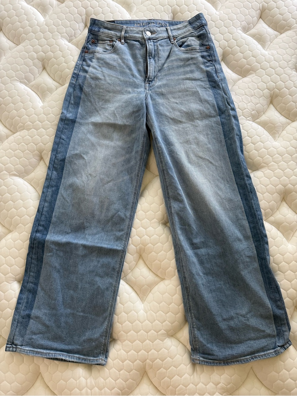 American Eagle Wide Leg Two-Tone Light Blue Denim Jeans